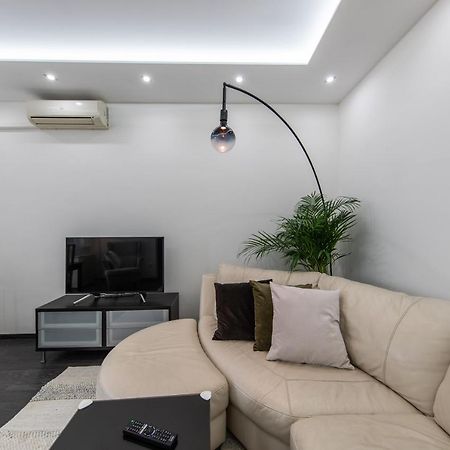 Spacious 3-Room Apartment With Free Parking Budapest Exterior photo
