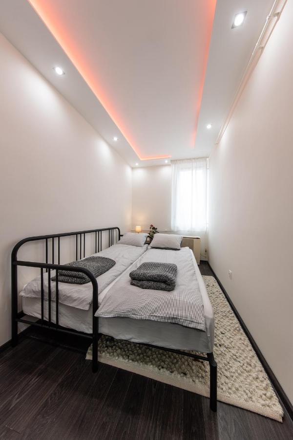 Spacious 3-Room Apartment With Free Parking Budapest Exterior photo