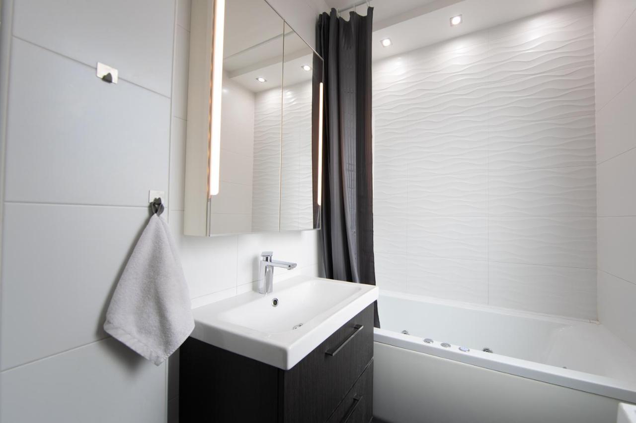 Spacious 3-Room Apartment With Free Parking Budapest Exterior photo
